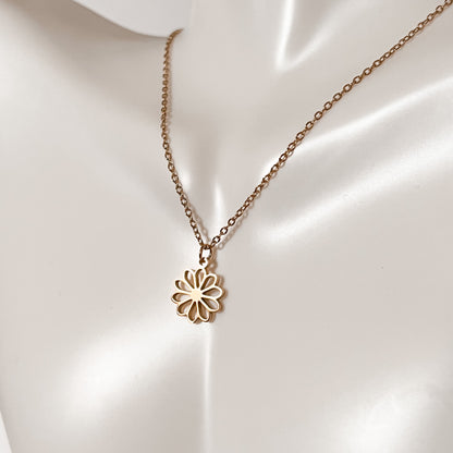 Daisy Necklace