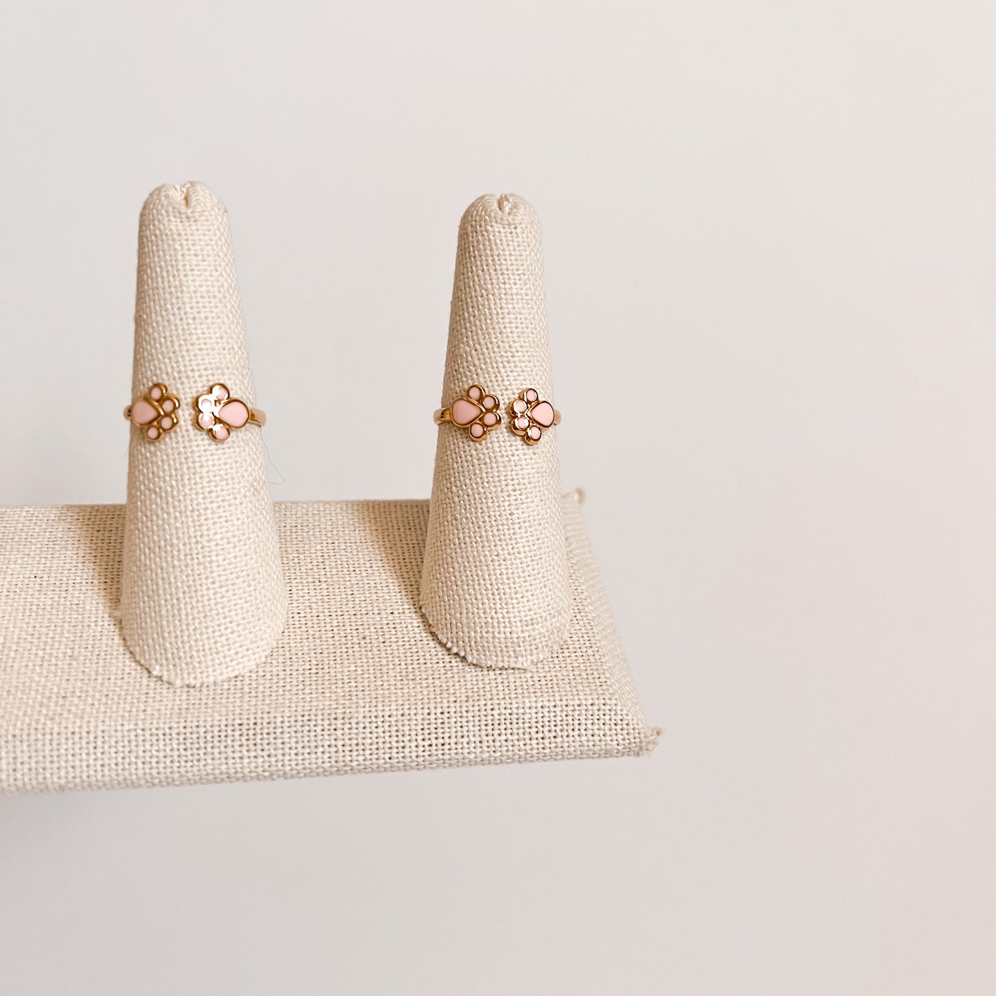 Paw Ring